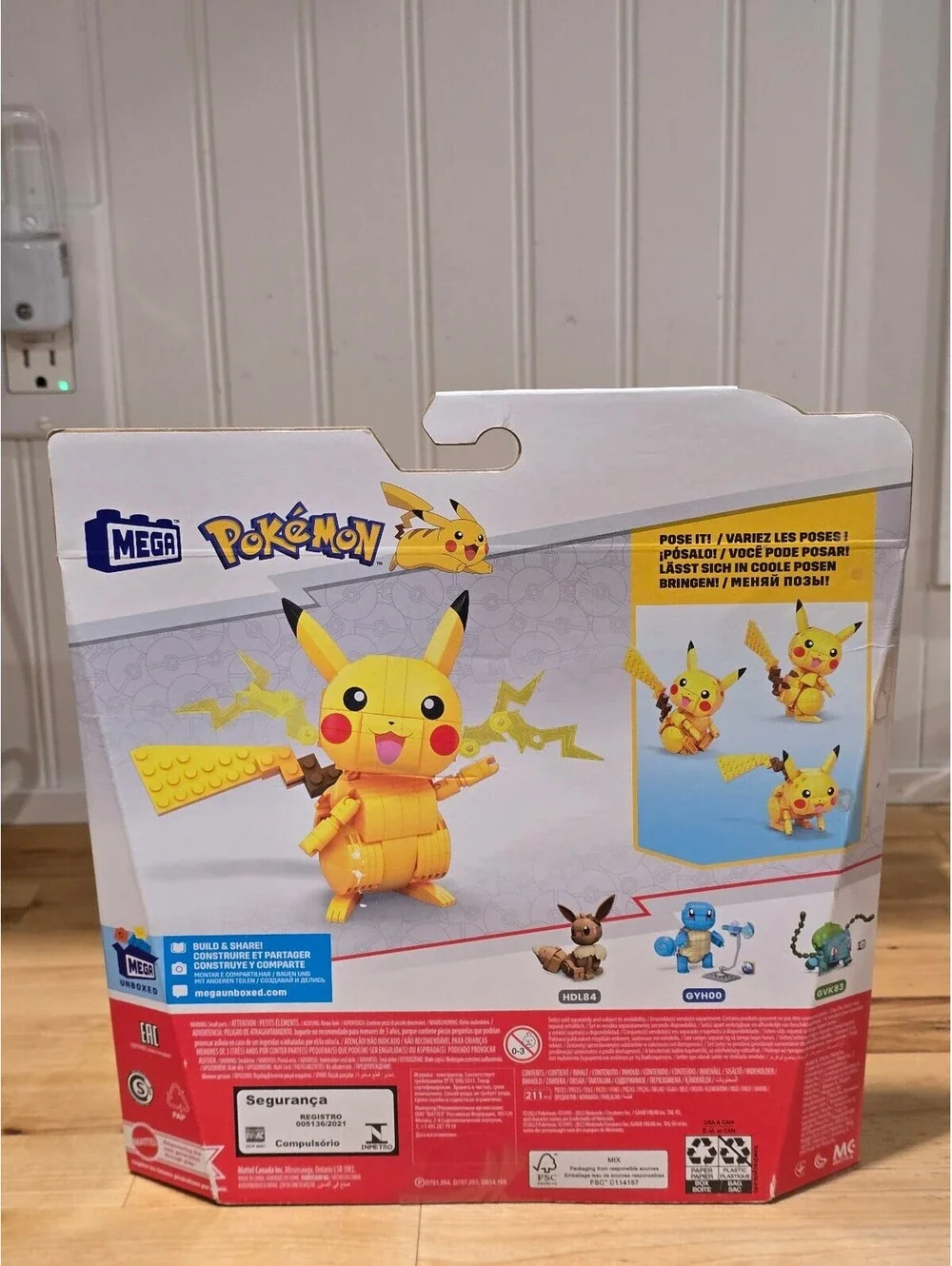 Mega Construx Pokémon Build & Show Pikachu Figure - 211 Pieces, Ages 7+